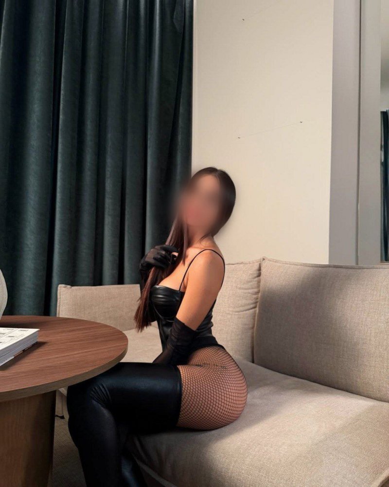 Шлюхи Киева: Нелли, возраст 23 года